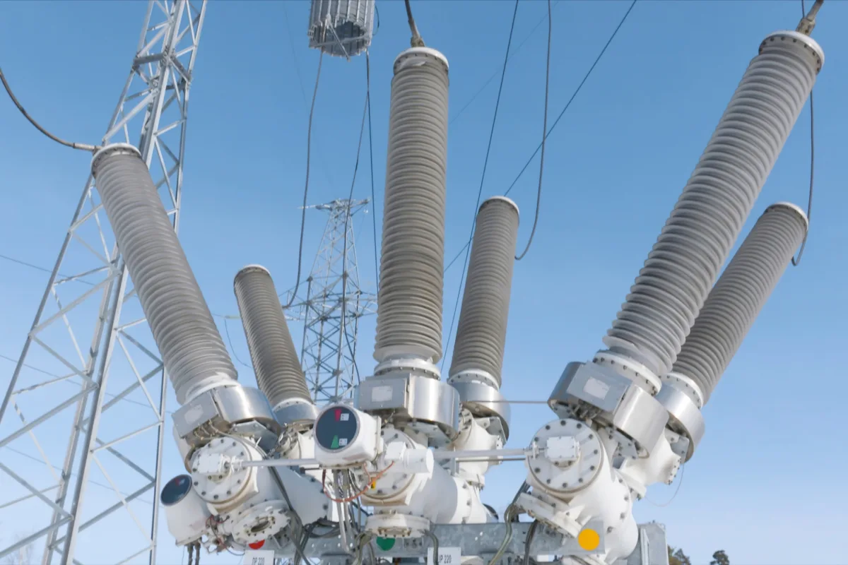 High Current Defense Transformers bg
