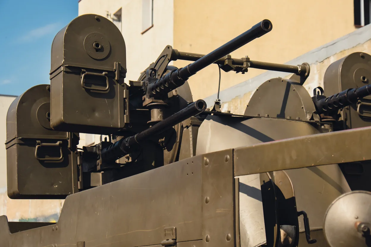 Ruggedized Military Power Transformers bg